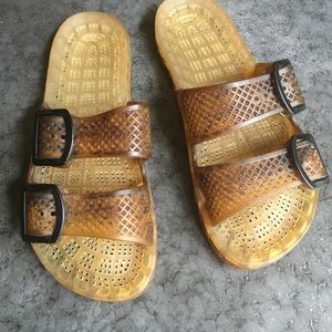 Sensi Vented Waterproof Sandals